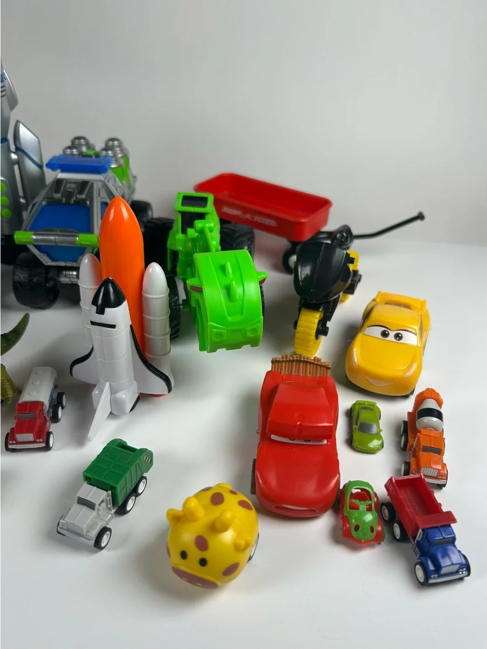 Assorted Kids Toy Vehicle and Dinosaur Set - Space Disney Tractor construction